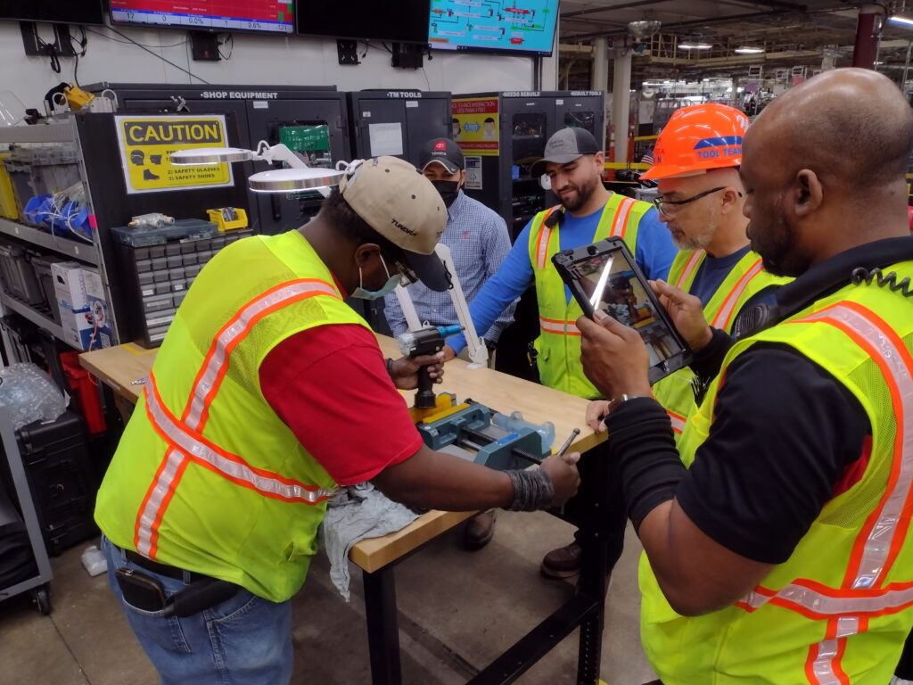 Apr 22, 2022 Handheld Nutrunner repair training at TMMTX